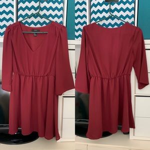 Quarter sleeve v neck dress